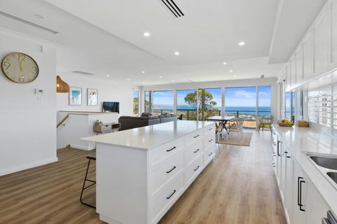 Norman Views – 20 Panorama Crescent