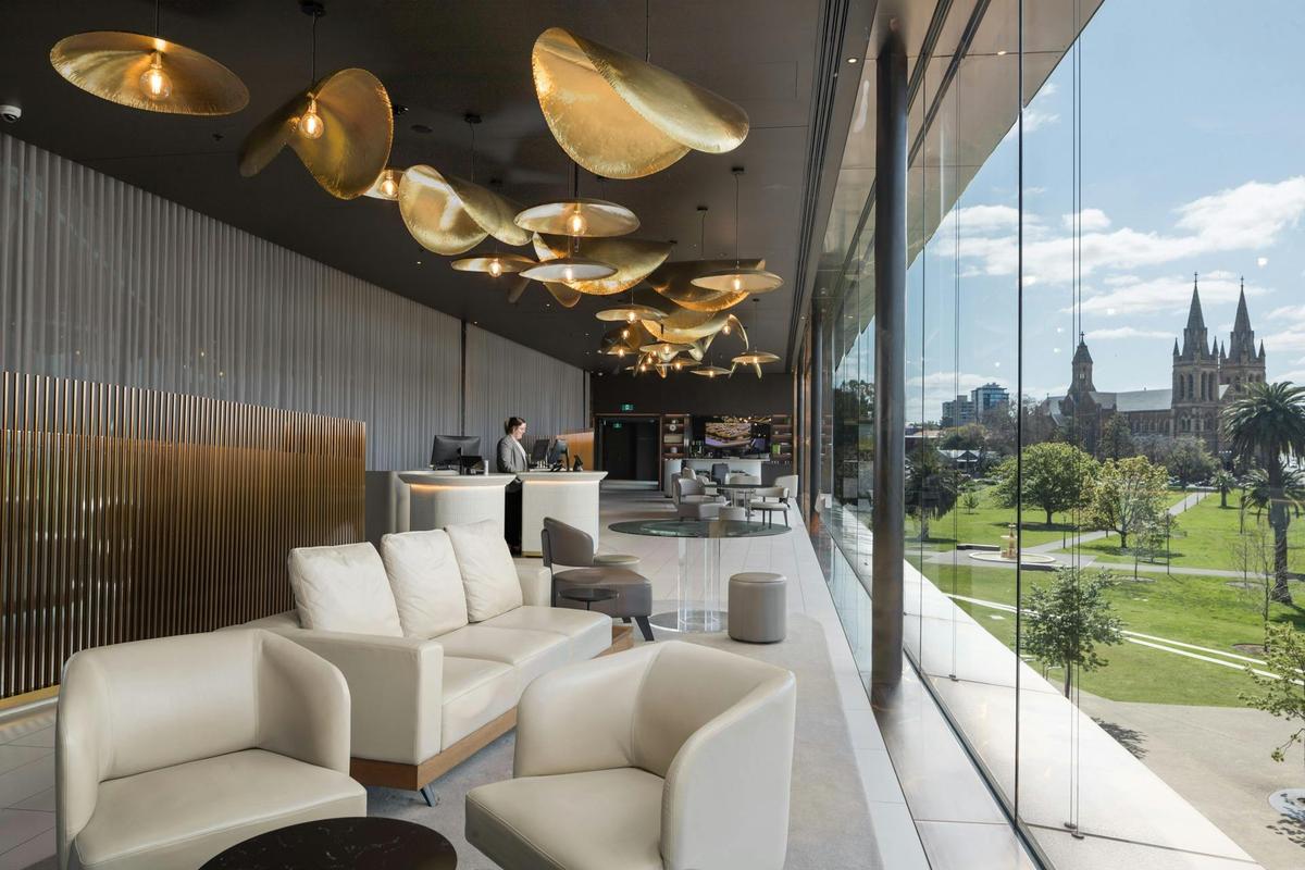 Oval Hotel Reception Lounge