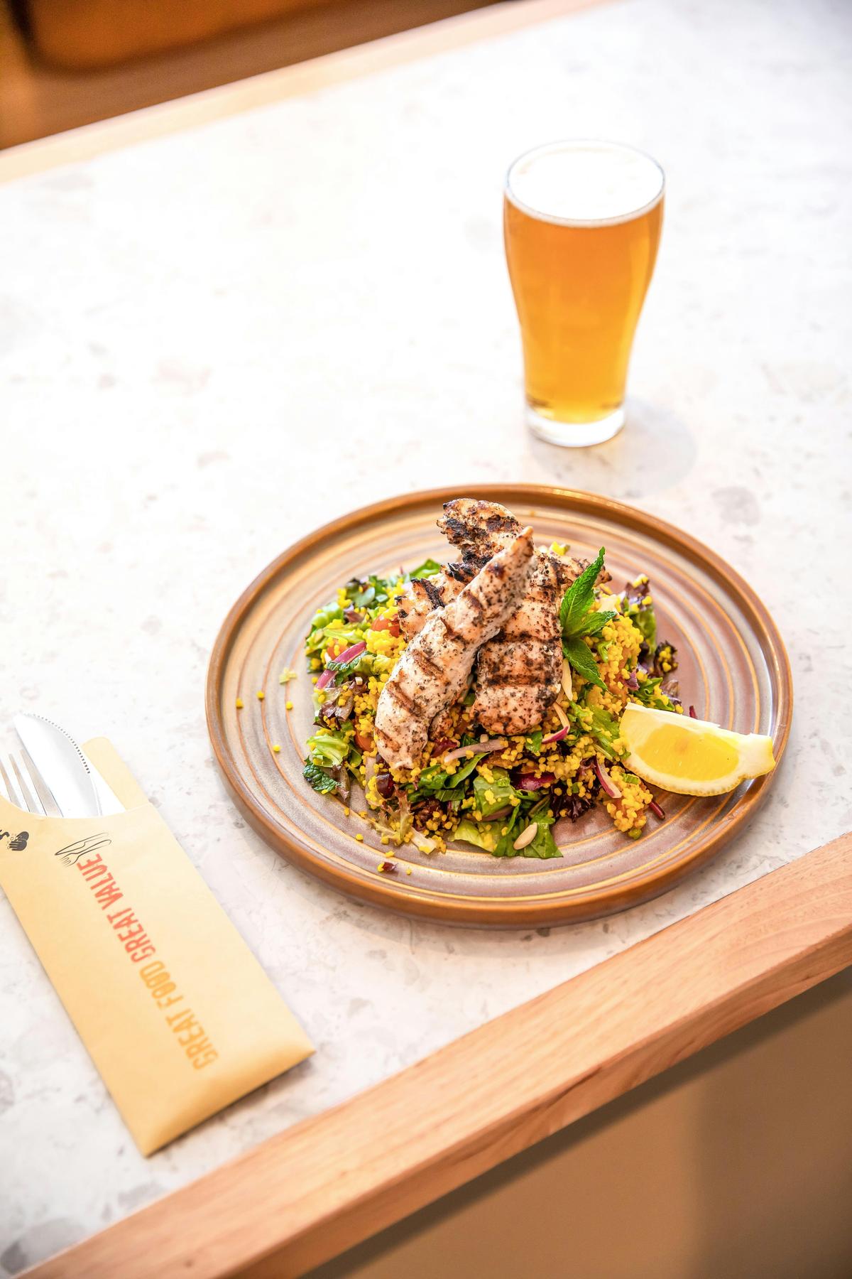10% off food & welcome drink