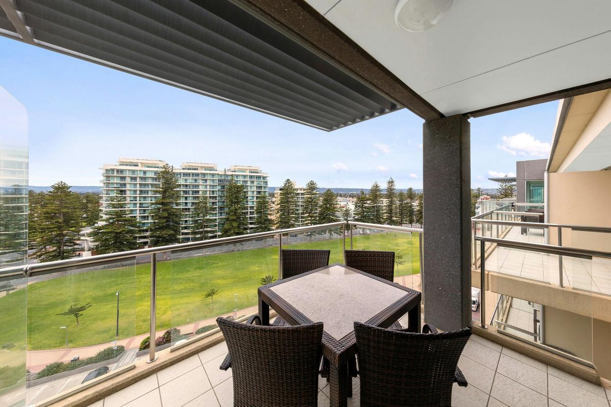 One Bedroom Park View