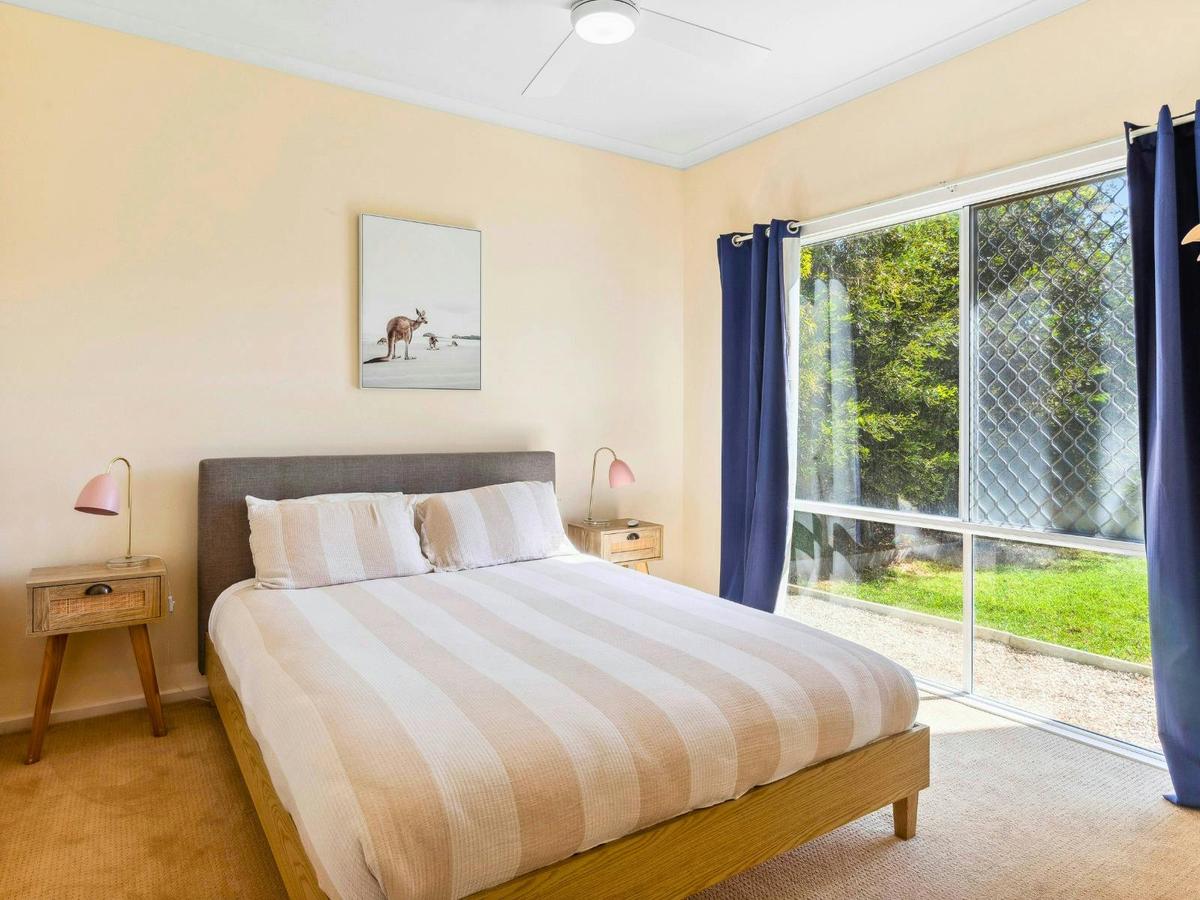 Peaceful Beachside Getaway with Two Living Areas Sleeps Nine