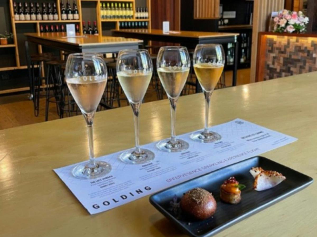 Effervescence - A Sparkling Experience