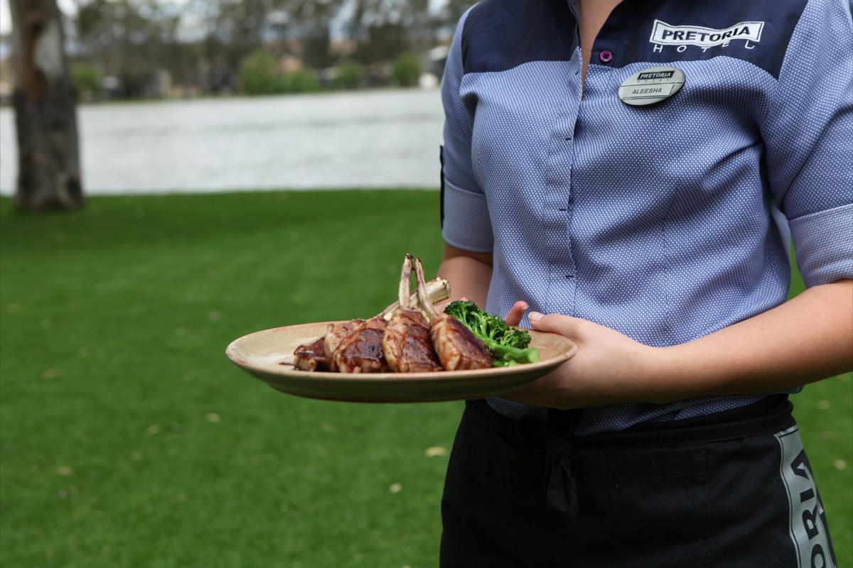 Gourmet lamb cutlets