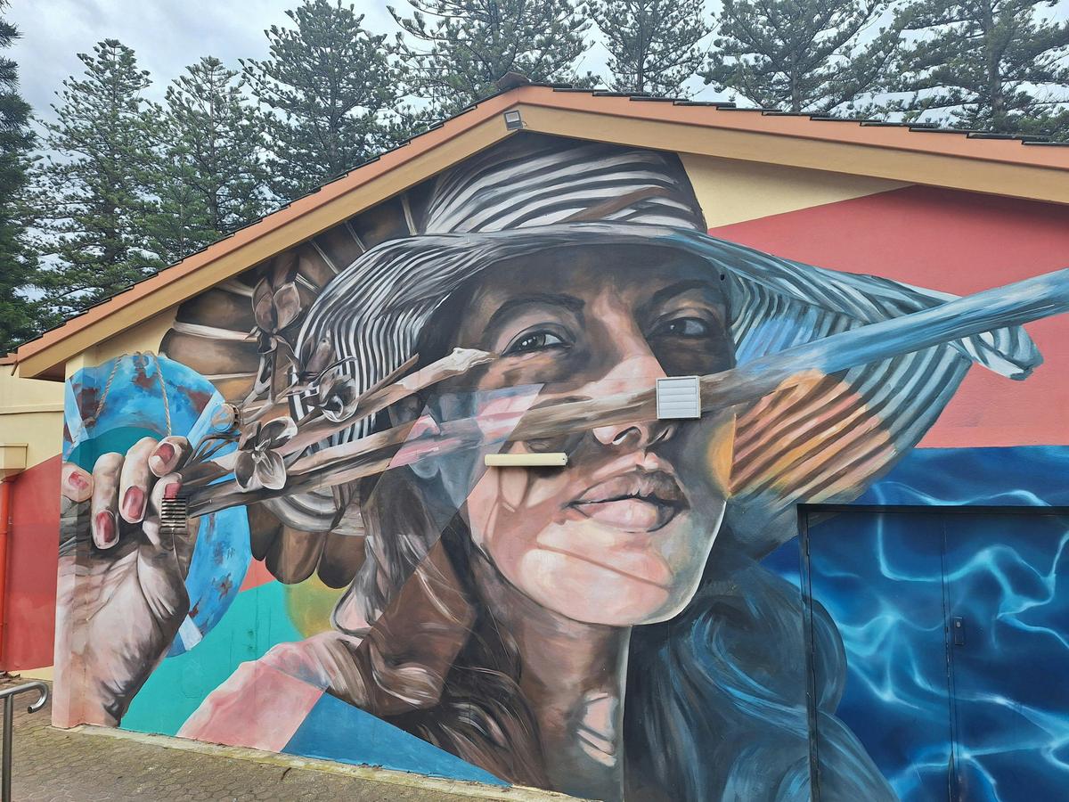 Discover Glenelg Walking Tour