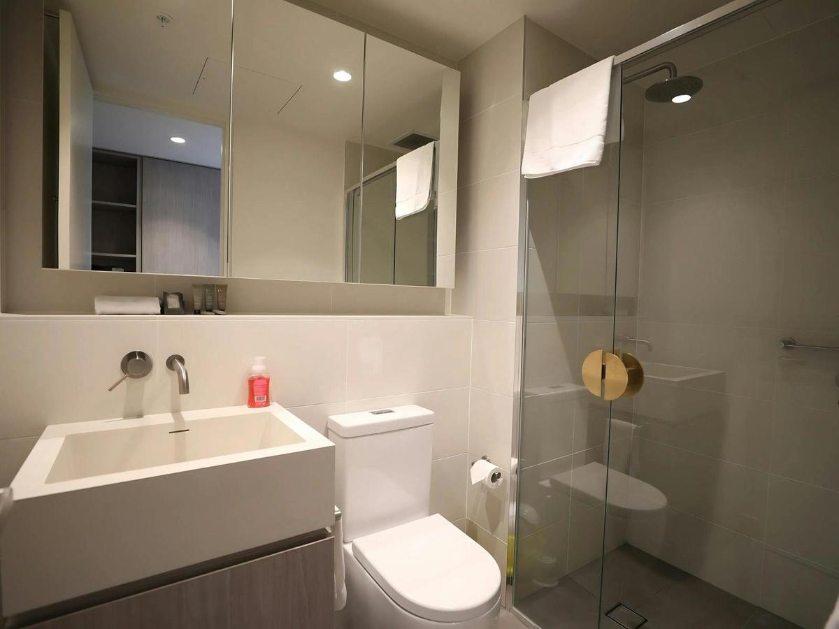 3 bedroom washroom