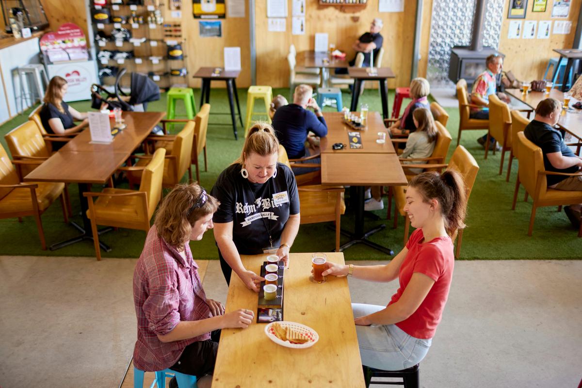 Rehn Bier Brewhouse offers a casual welcoming atmosphere