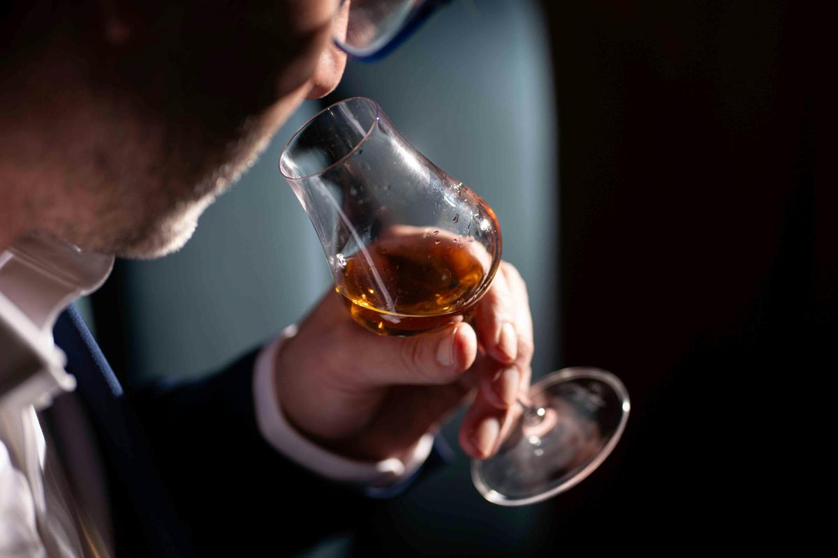 Ralph Louis Frederick Whisky Bar
