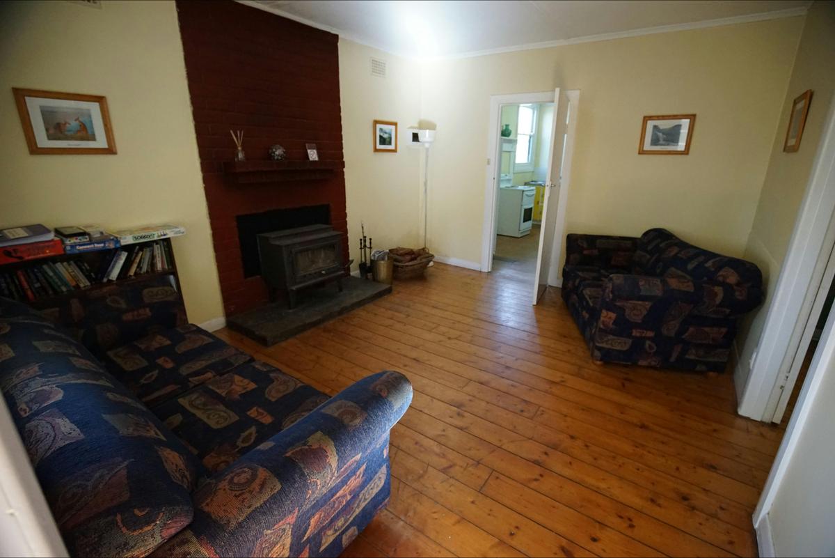 Lounge room