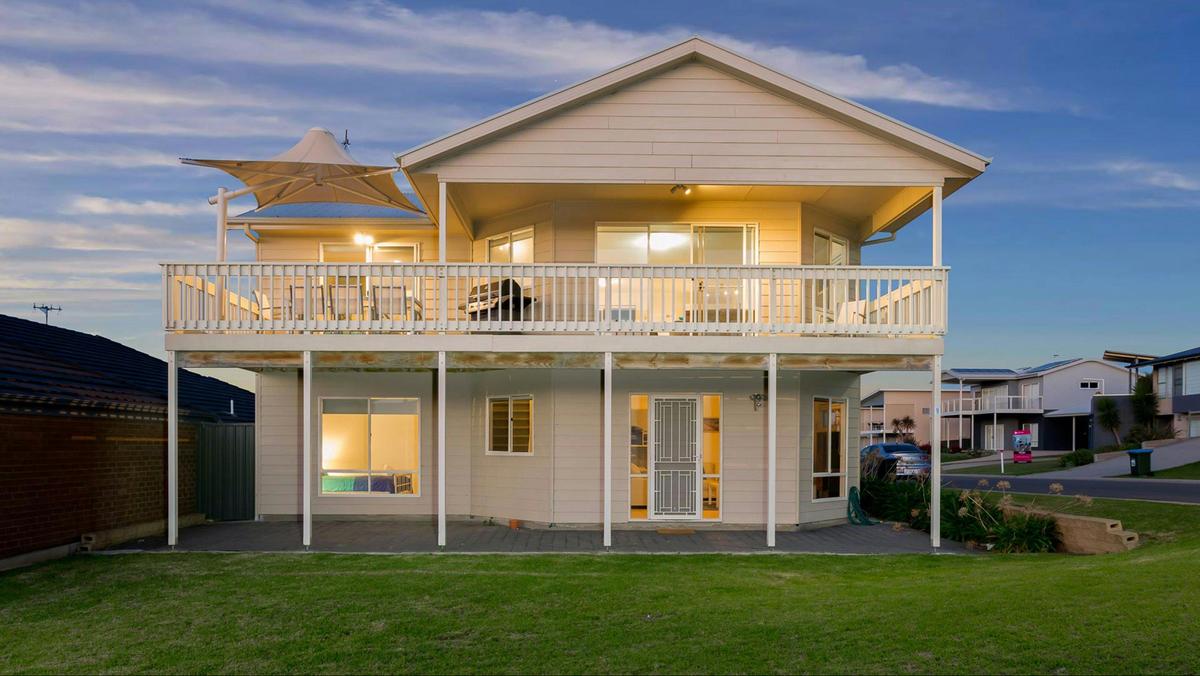 Twilight Front Of House Shot
