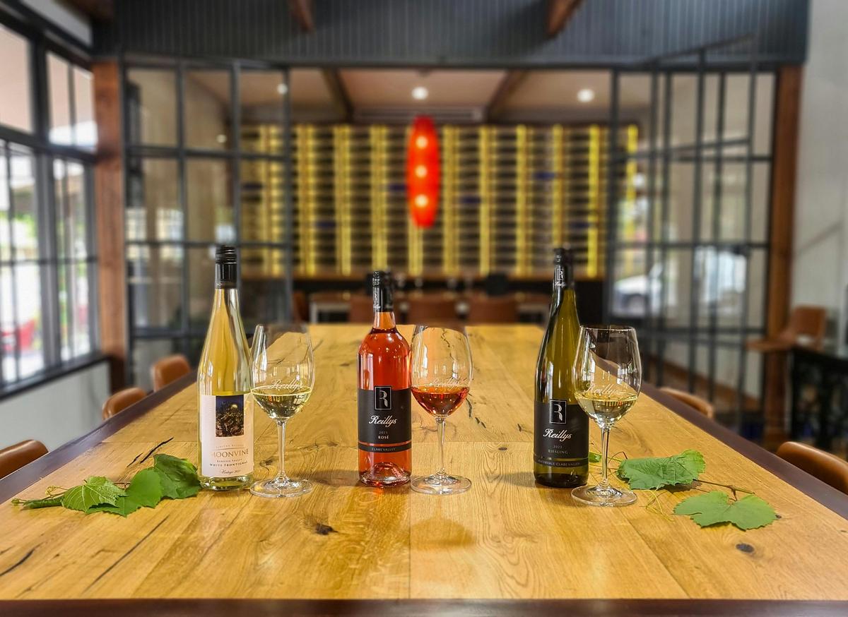 Reillys II Greenock summer wines