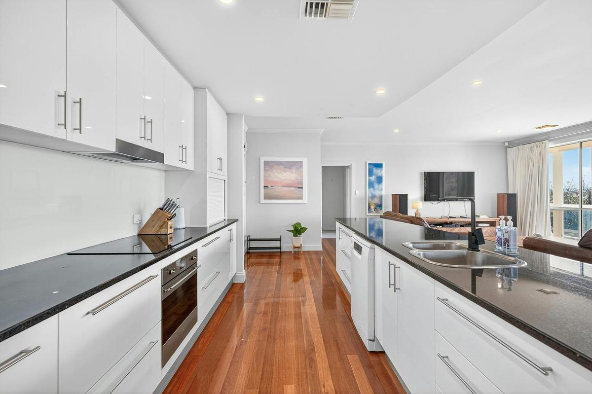 Equipped Kitchen
