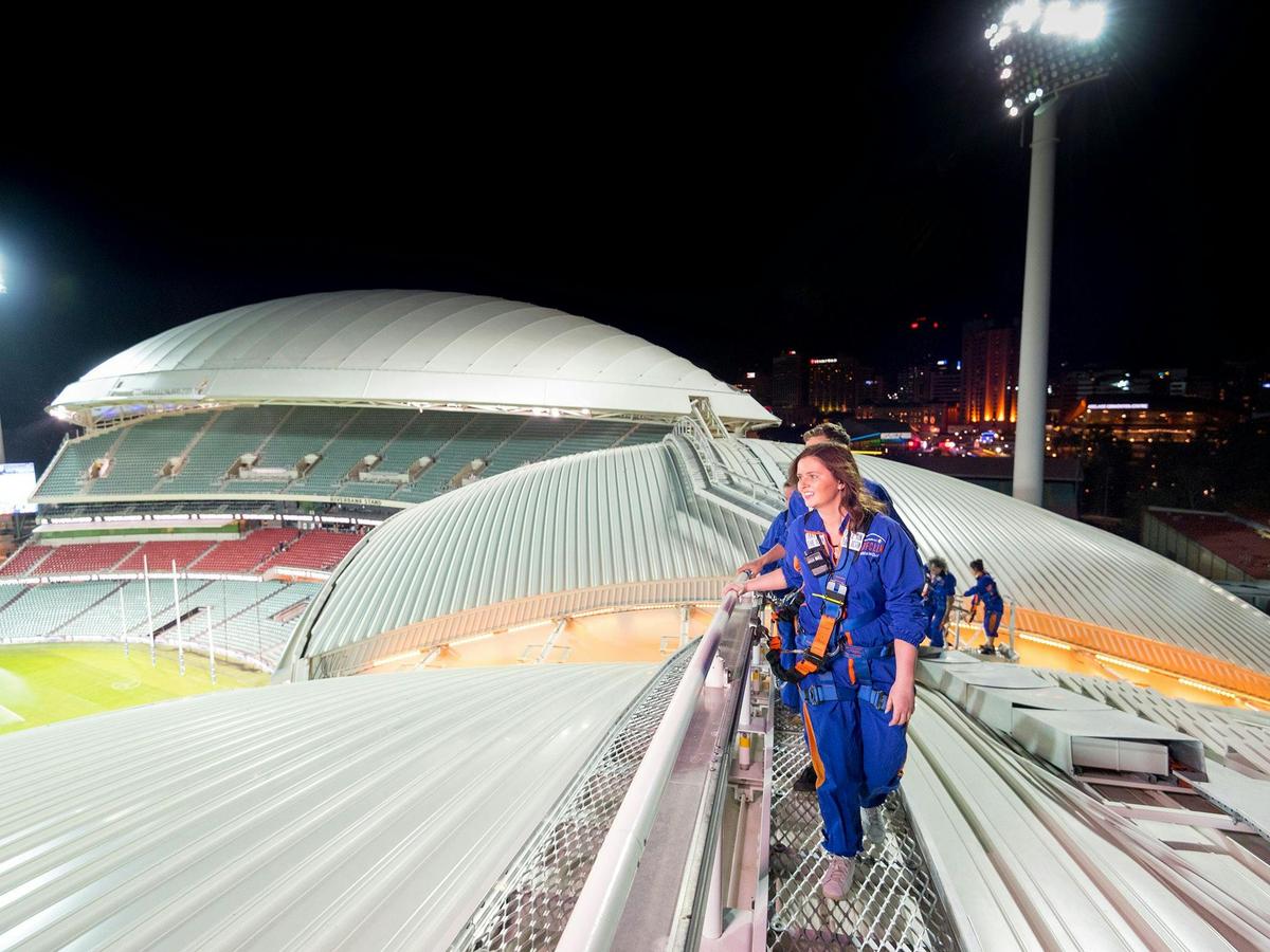 RoofClimb Night