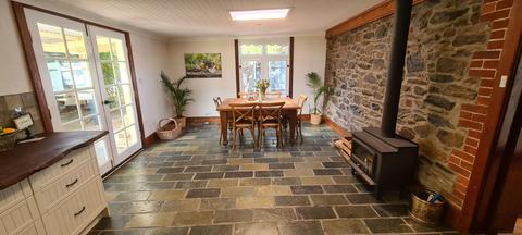 Roads House, Normanville