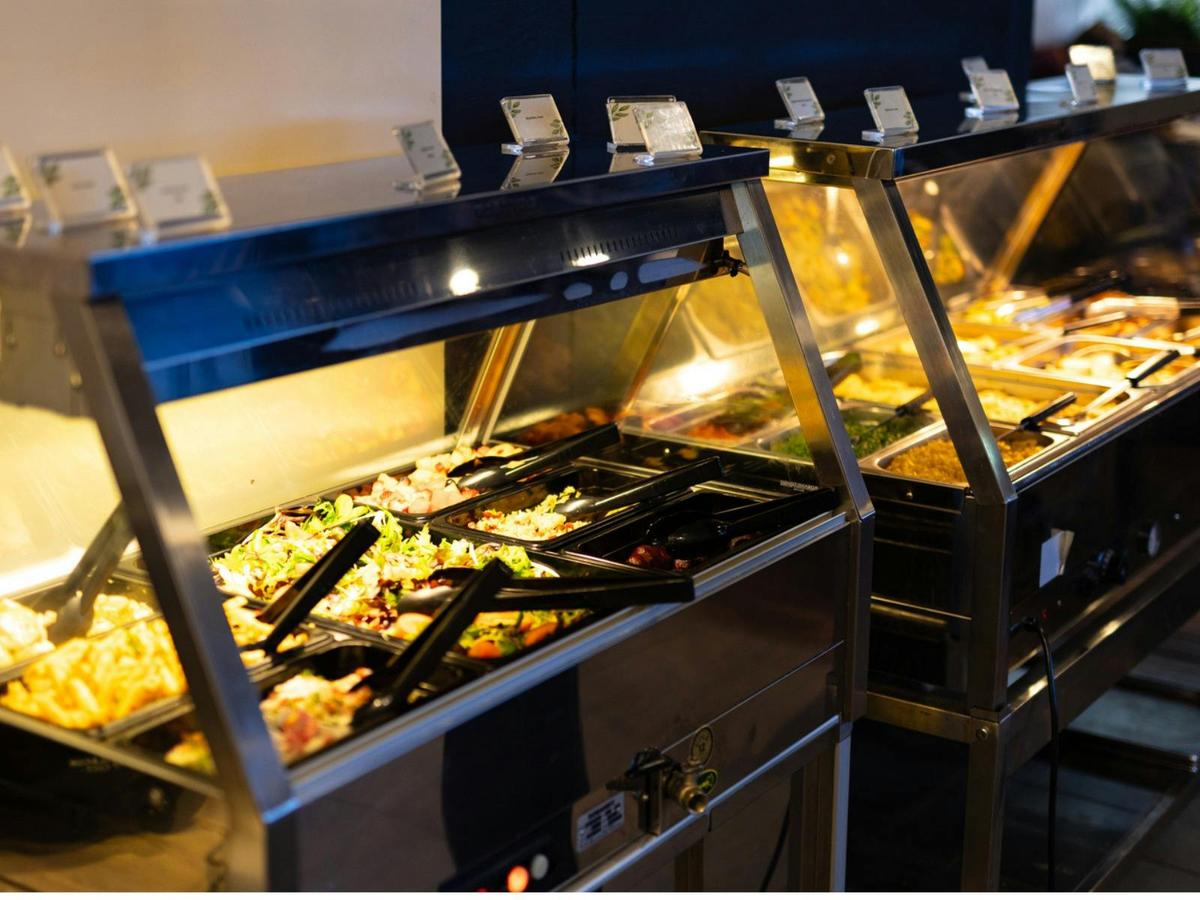 Self-serve salad and veggie bars