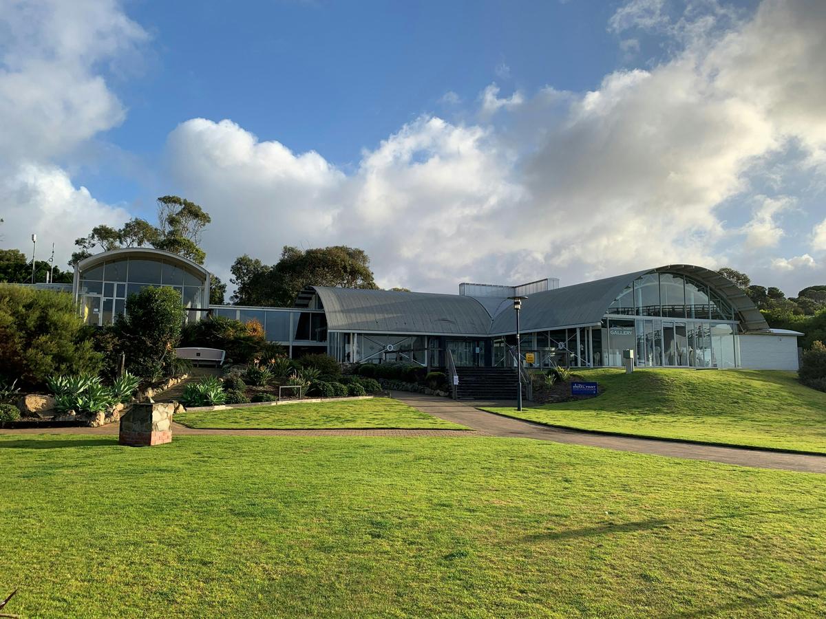 Signal Point Building