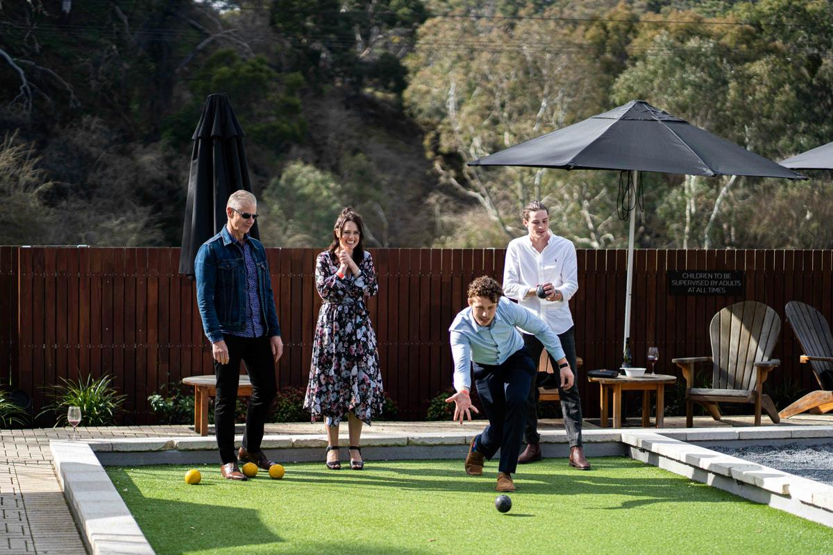 lawn bowls