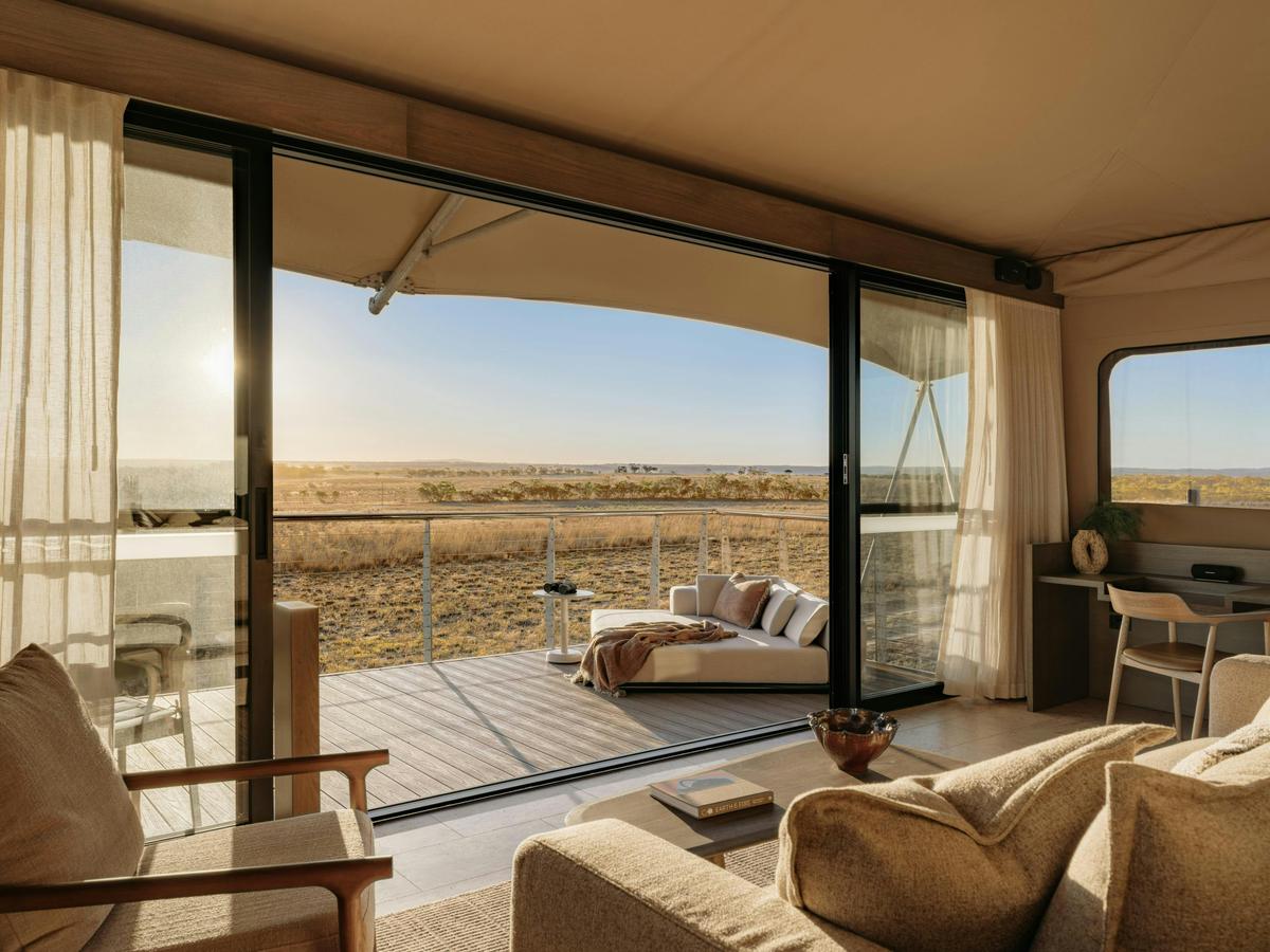 Safari Lodge Luxury Safari Tent