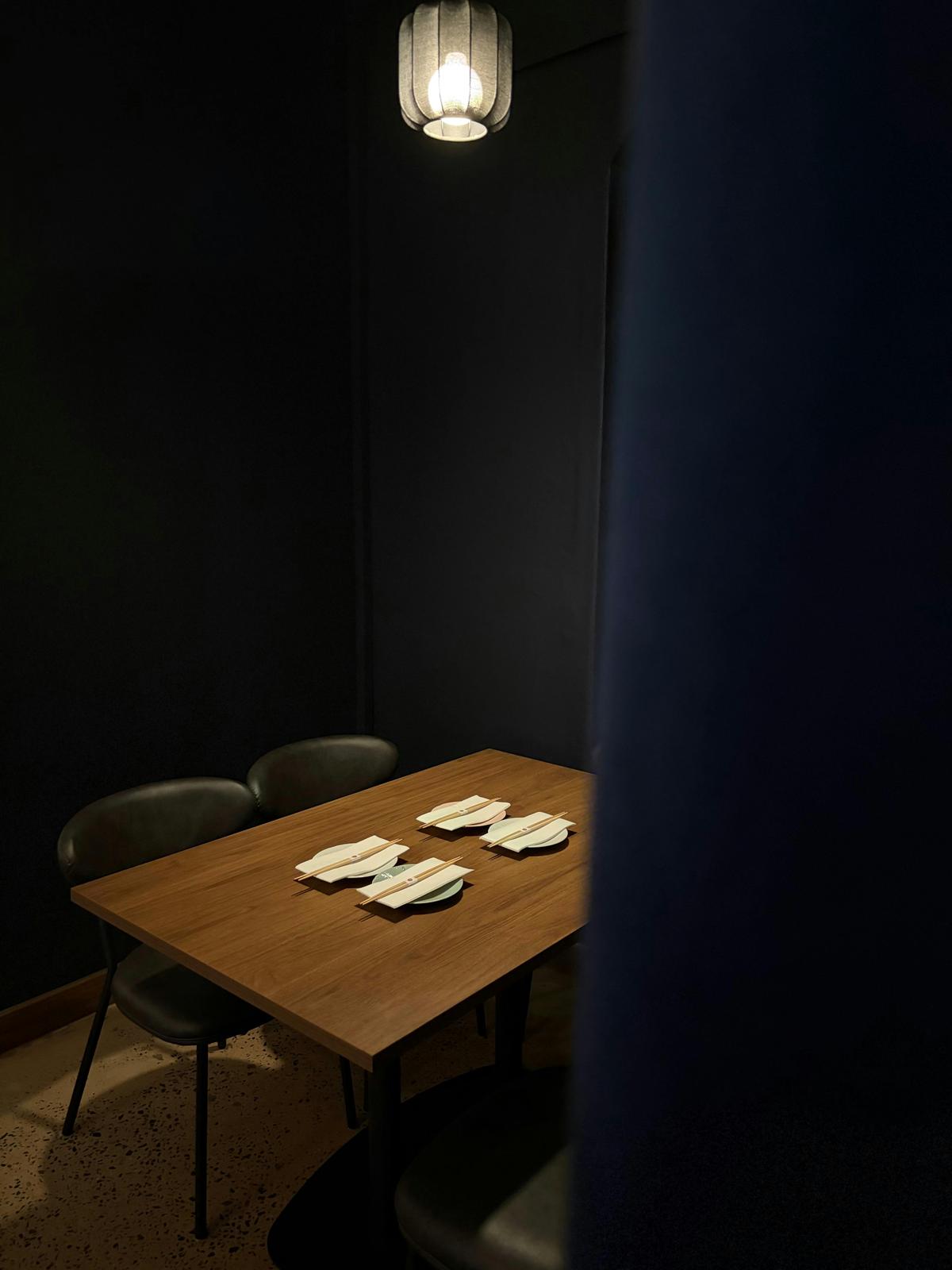 Sodewa Sake Bar Table