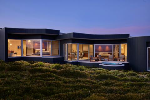 Remarkable Suite