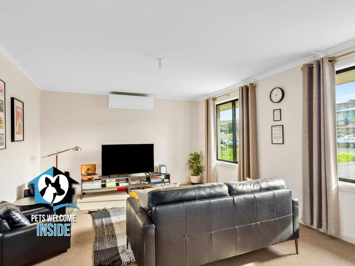 Second Floor Living Area