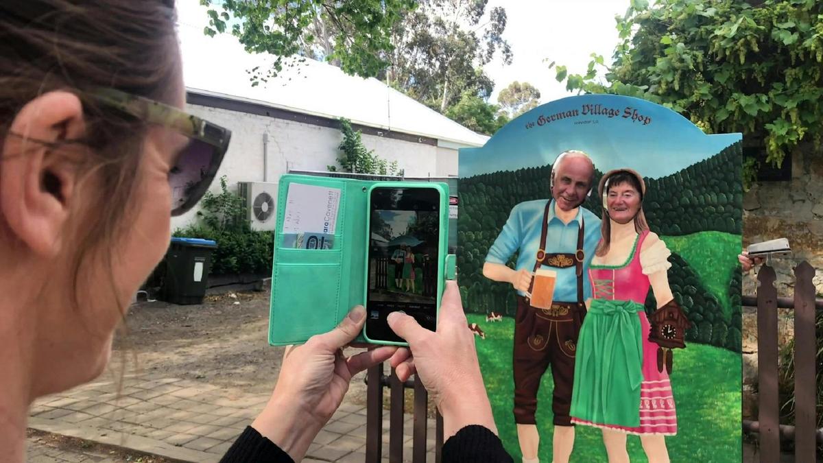 Full Day Adelaide Highlights with Wine Tasting and Coast