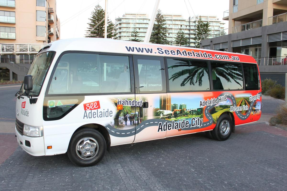 Full Day Adelaide Highlights with Wine Tasting and Coast