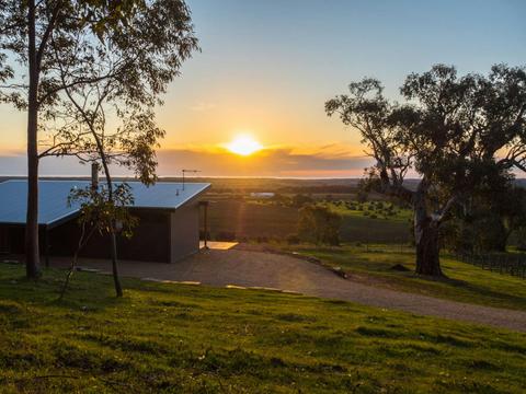 Shadow Creek Luxury Vineyard Accommodation McLaren Vale