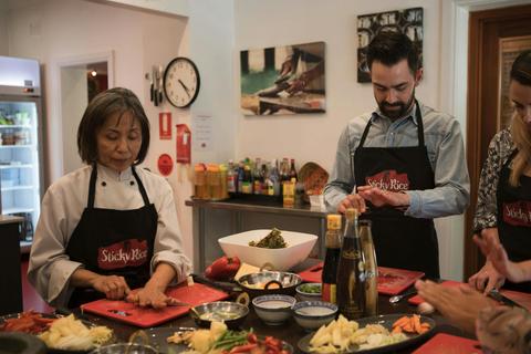 Sticky Rice Cooking School