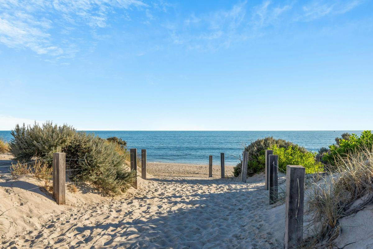 beach access across road