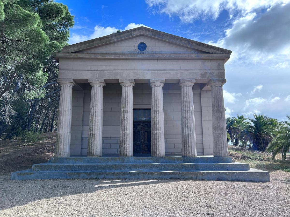 Seppelt family mausoleum