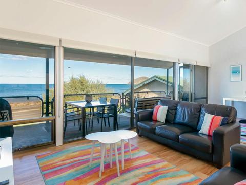 Spectacular Views to The Bluff