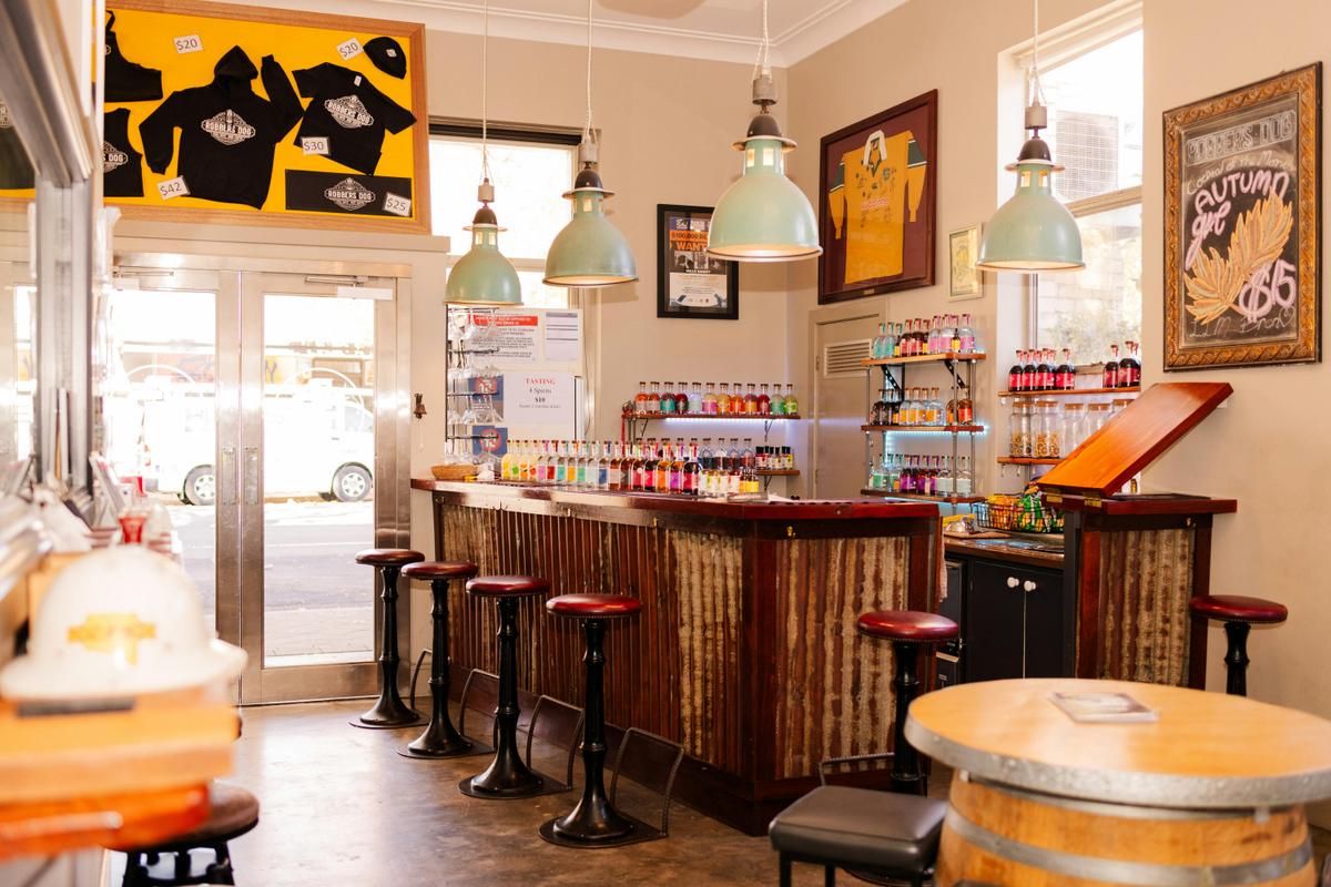 Robbers Dog Cellar Door bar