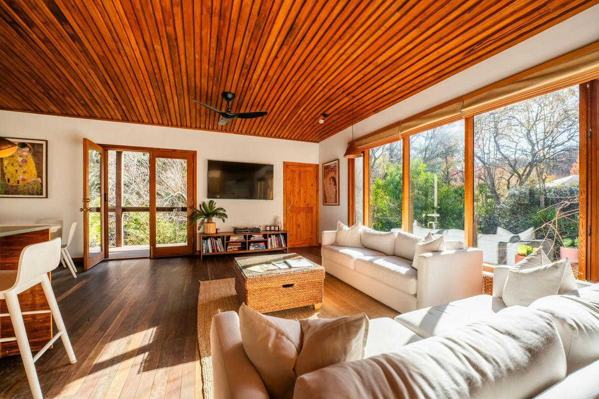 Lounge Room View