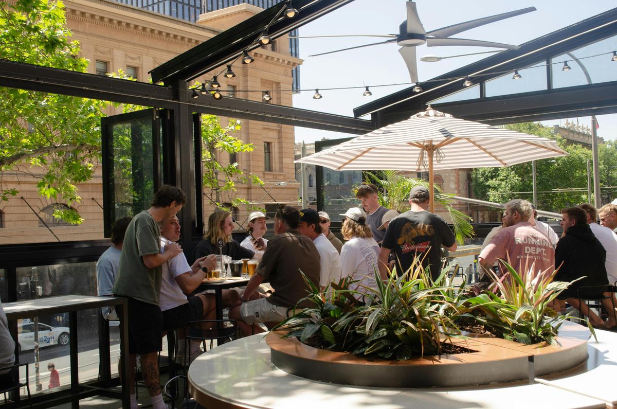 Verandah Bar