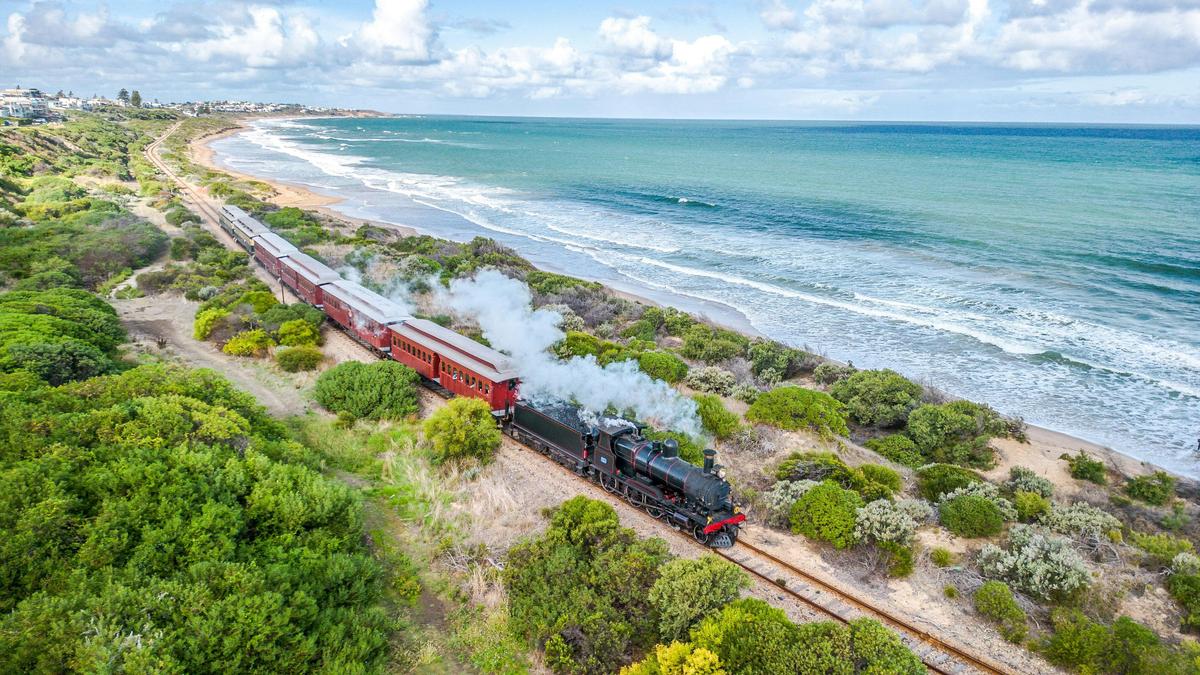 Enjoy the coast by Cockle Train