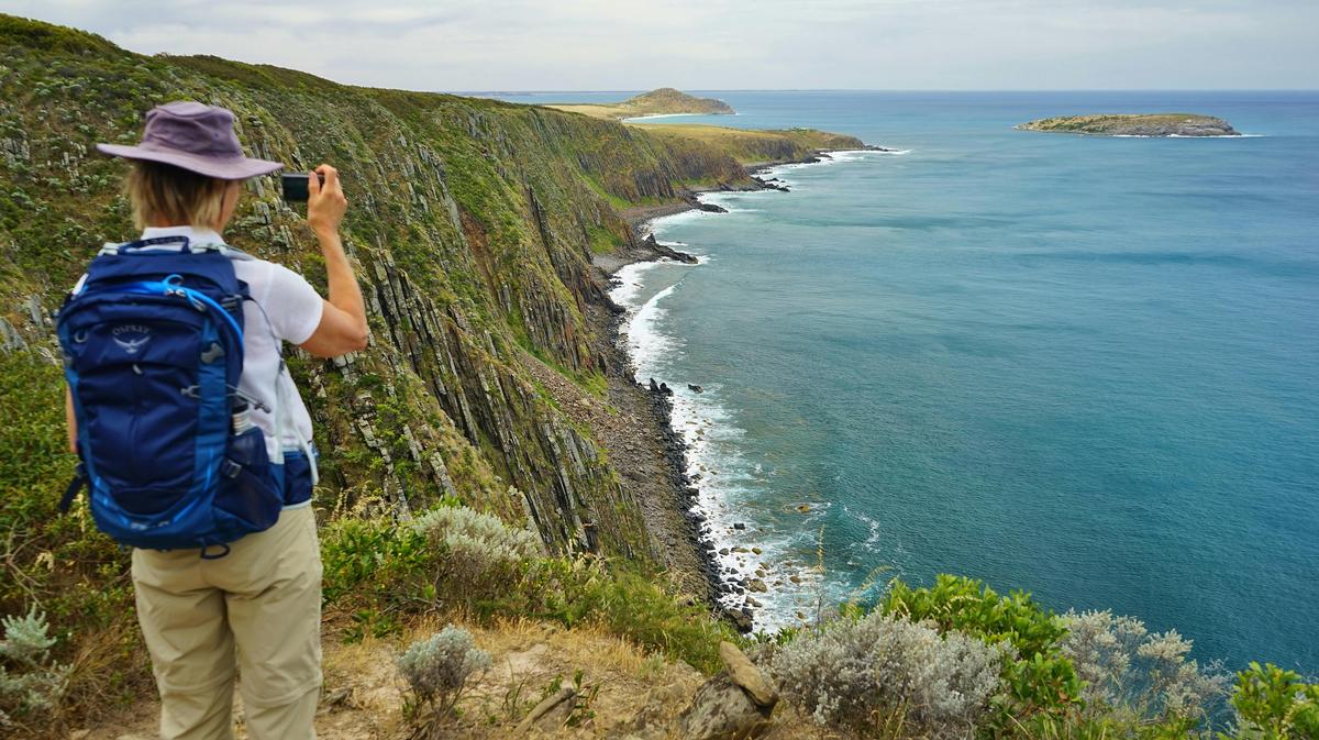 Newland Cliffs on Day 4 of the Southern Ocean Walk