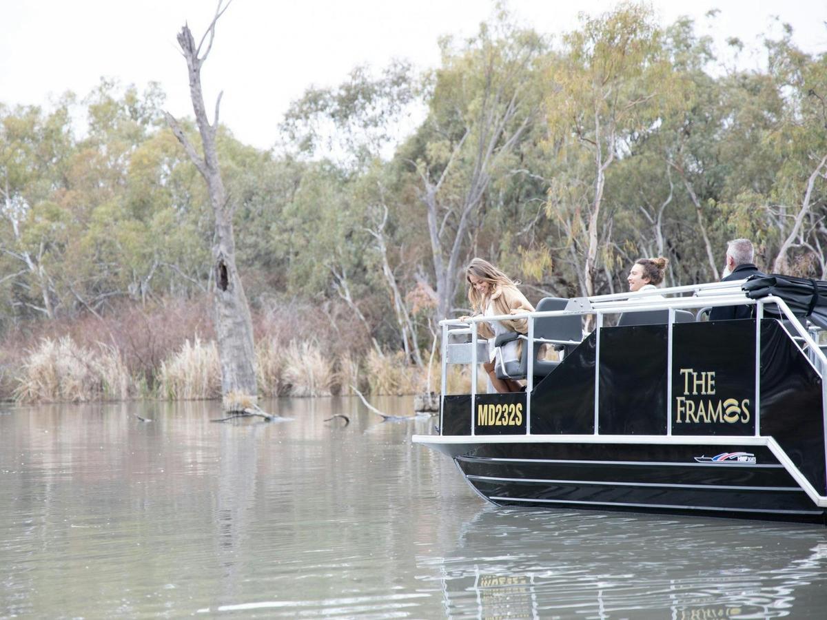 Wetlands & Wildlife Safari