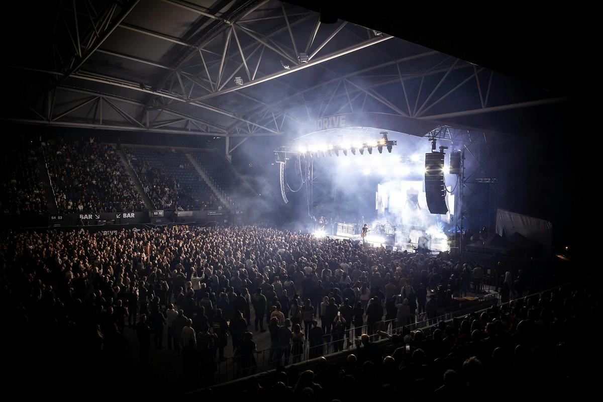 Live and Incubus Concert