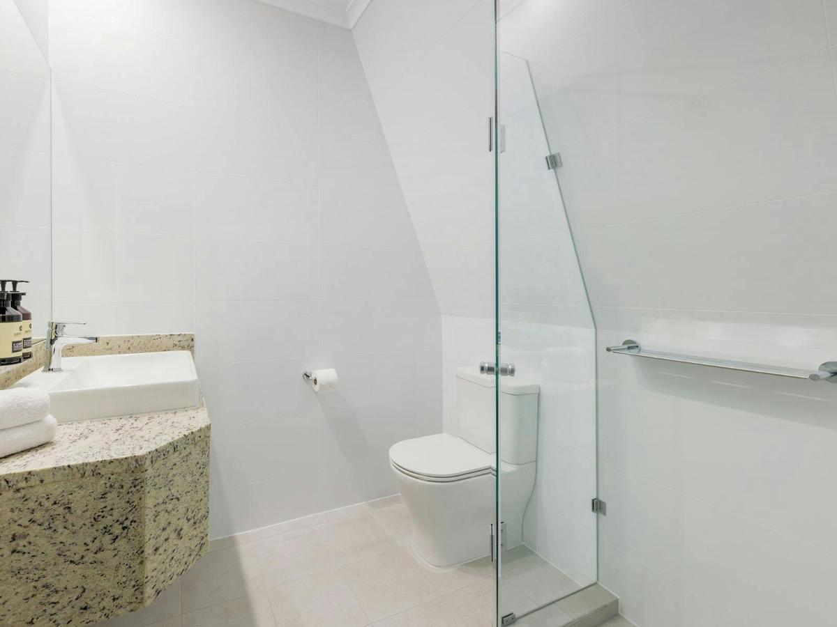 Executive Queen Room