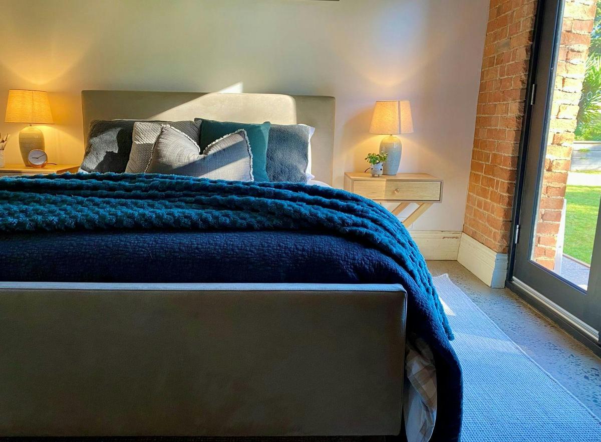 Master with Queen Bed.