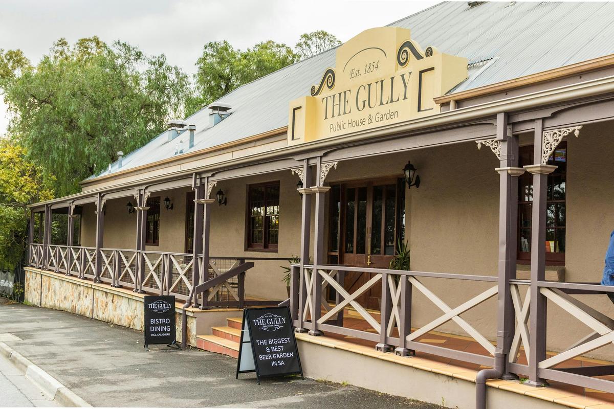 The Gully Public House & Garden