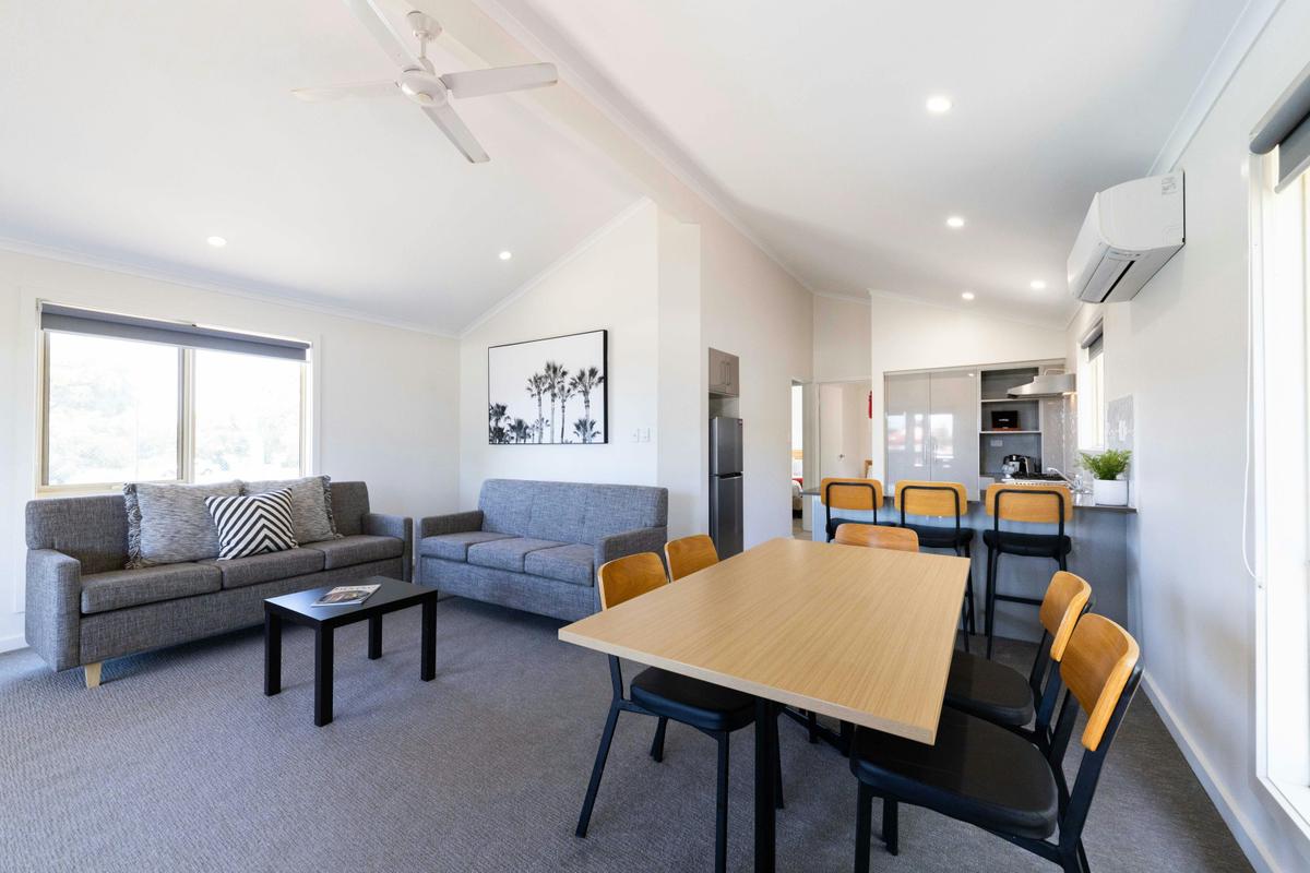 Sundowner Shack - (2 Bedrooms)