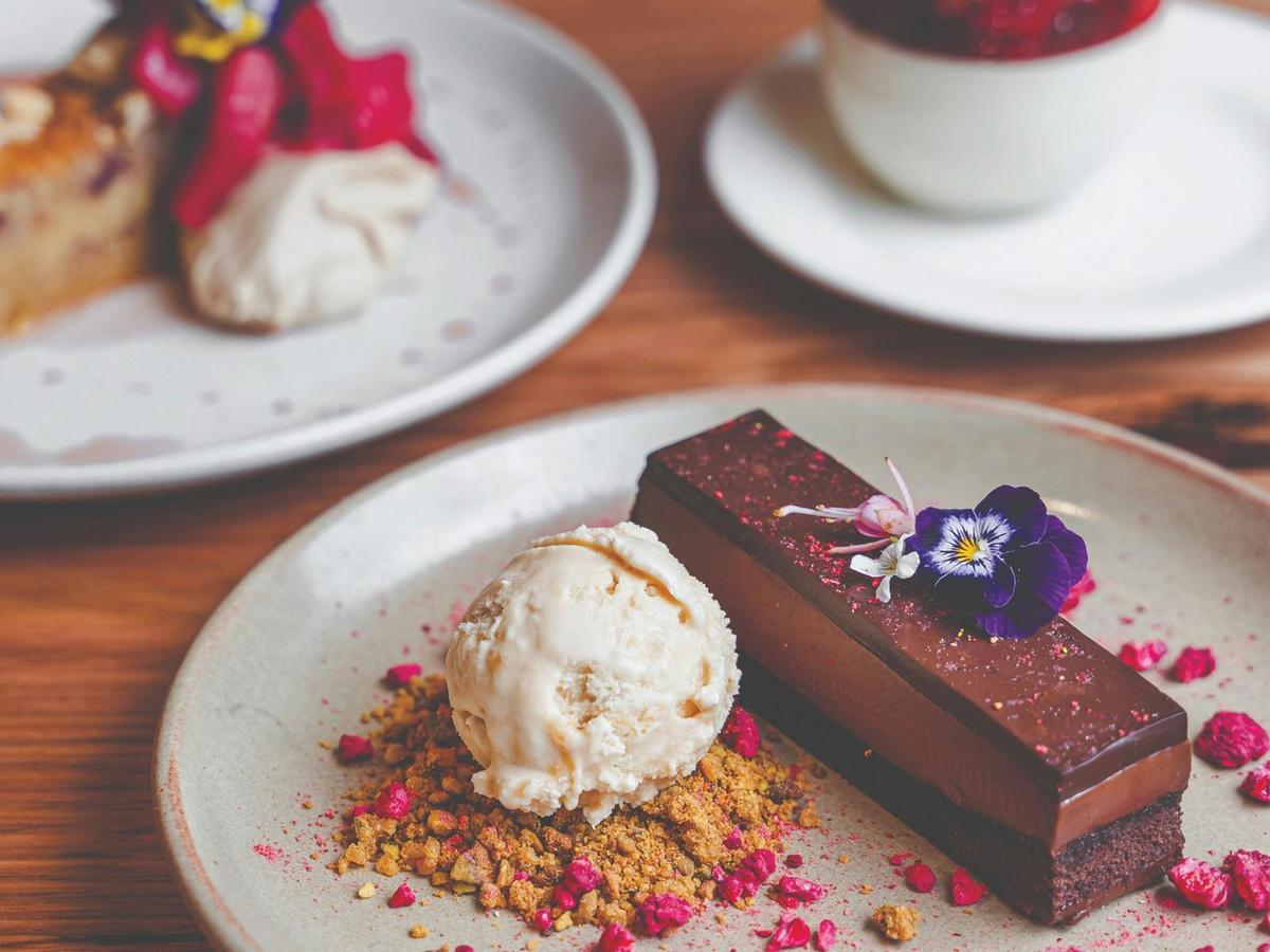 Dessert selection at the Kensi