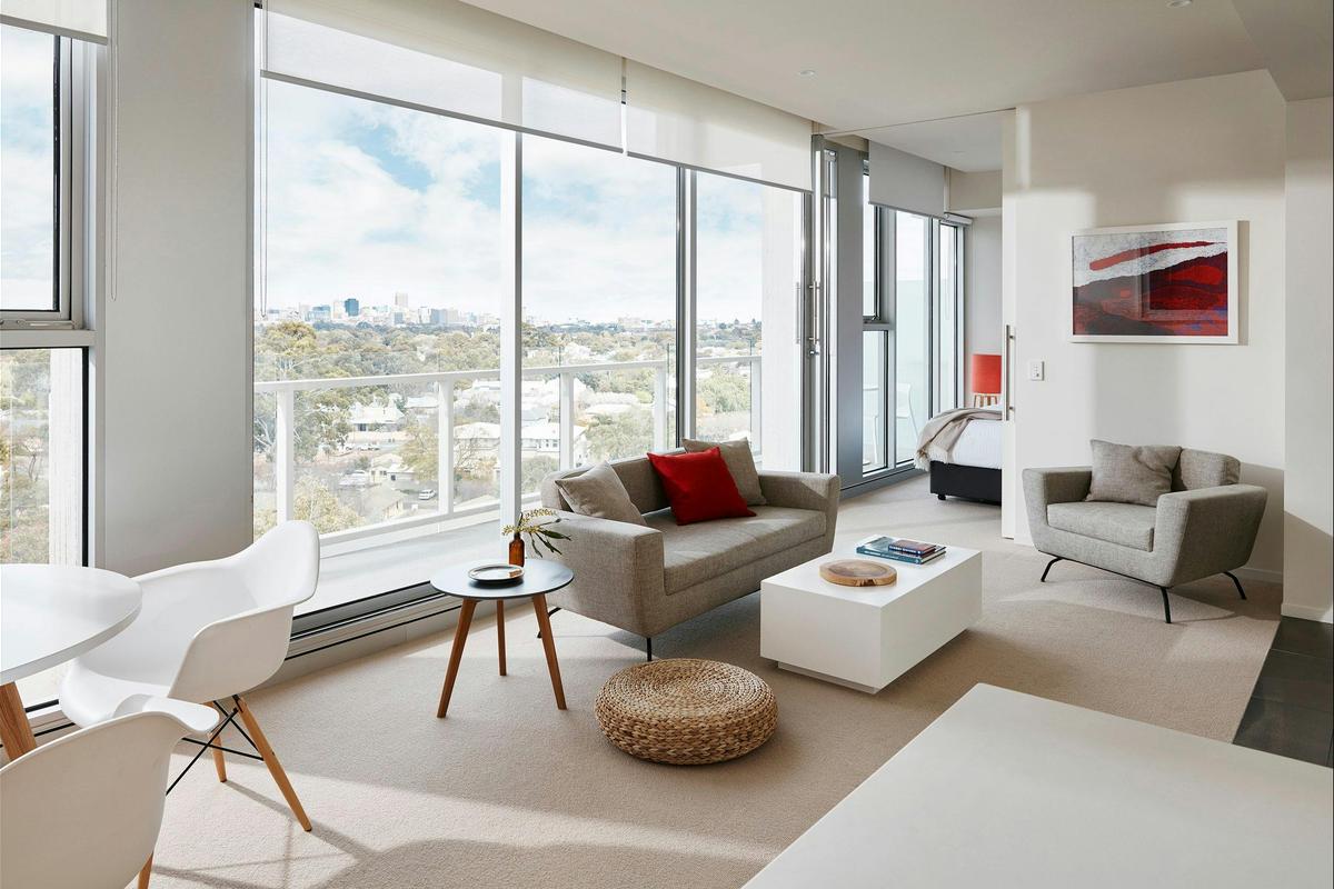 Deluxe One Bedroom Balcony Suite