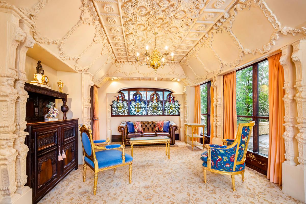 Queens Chamber Suite