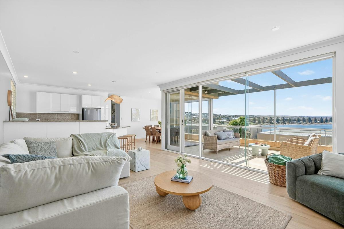 Upstairs lounge room