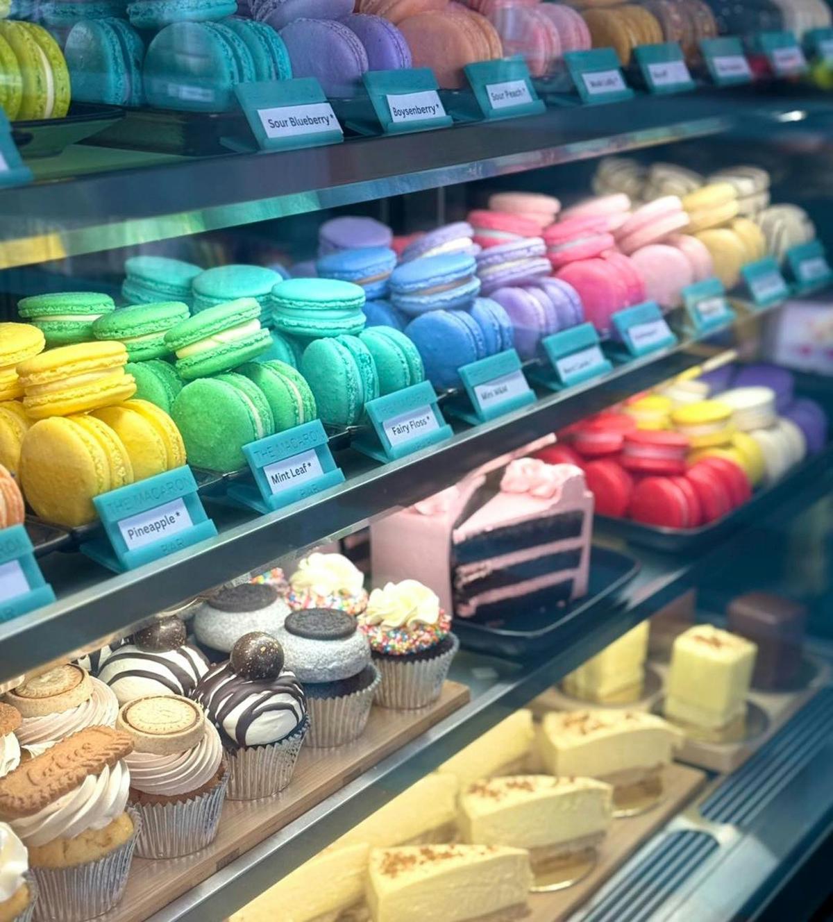Macaron Display