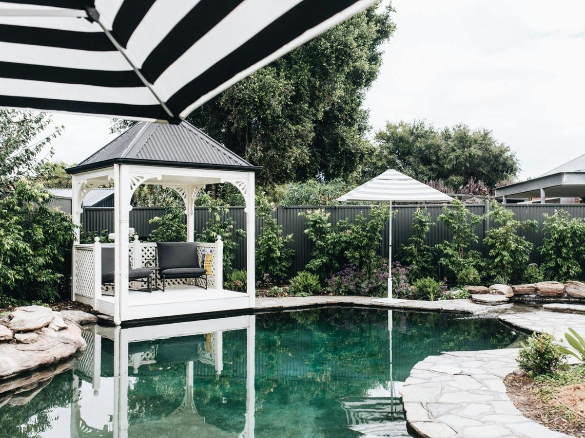 Villa Rose Pool