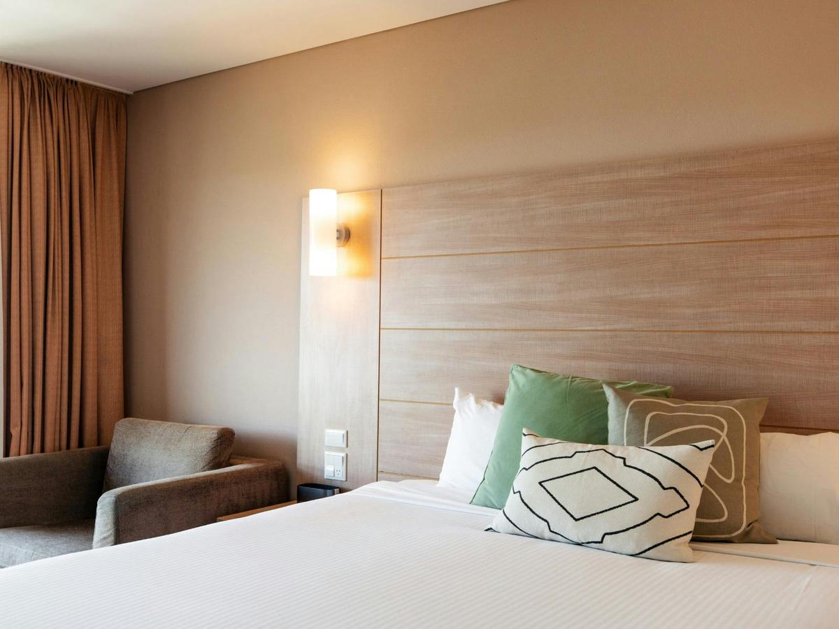 Terrace Hotel Adelaide Room