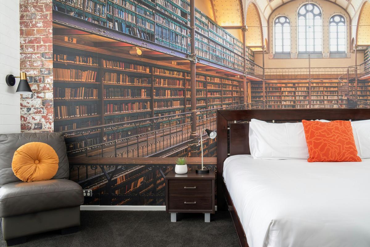 King Bed Room